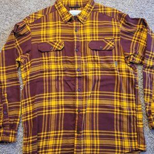 Minnesota Columbia Flannel Long Sleeve Shirt - Size Medium